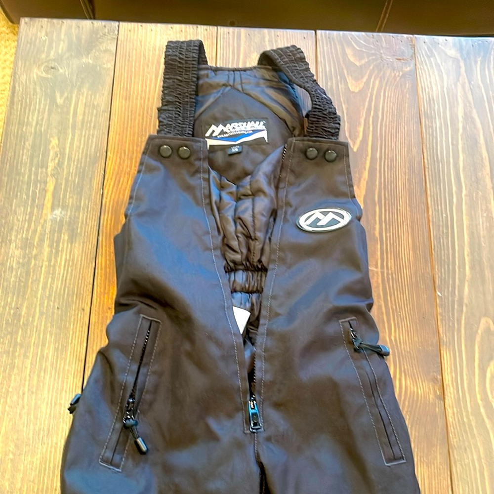 Marshall Racing kids snowsuit. XS